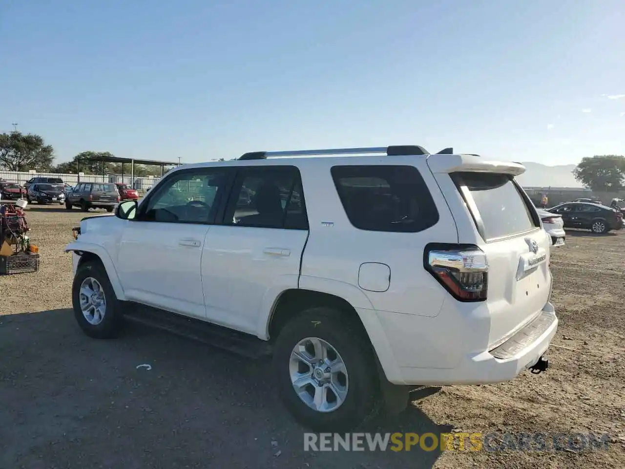 3 Photograph of a damaged car JTEBU5JR0L5777451 TOYOTA 4RUNNER 2020