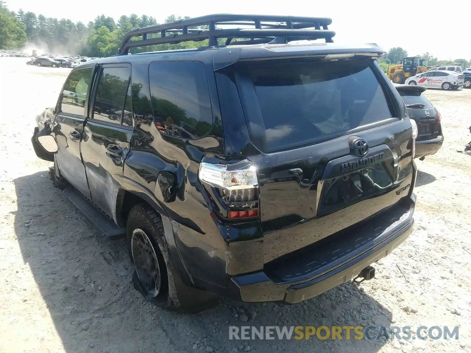 3 Photograph of a damaged car JTEBU5JR0L5778146 TOYOTA 4RUNNER 2020