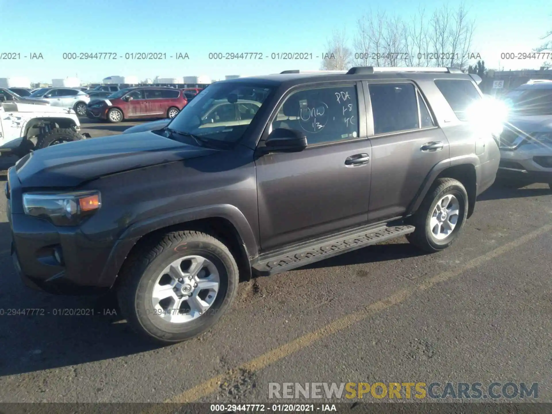 2 Photograph of a damaged car JTEBU5JR0L5787798 TOYOTA 4RUNNER 2020