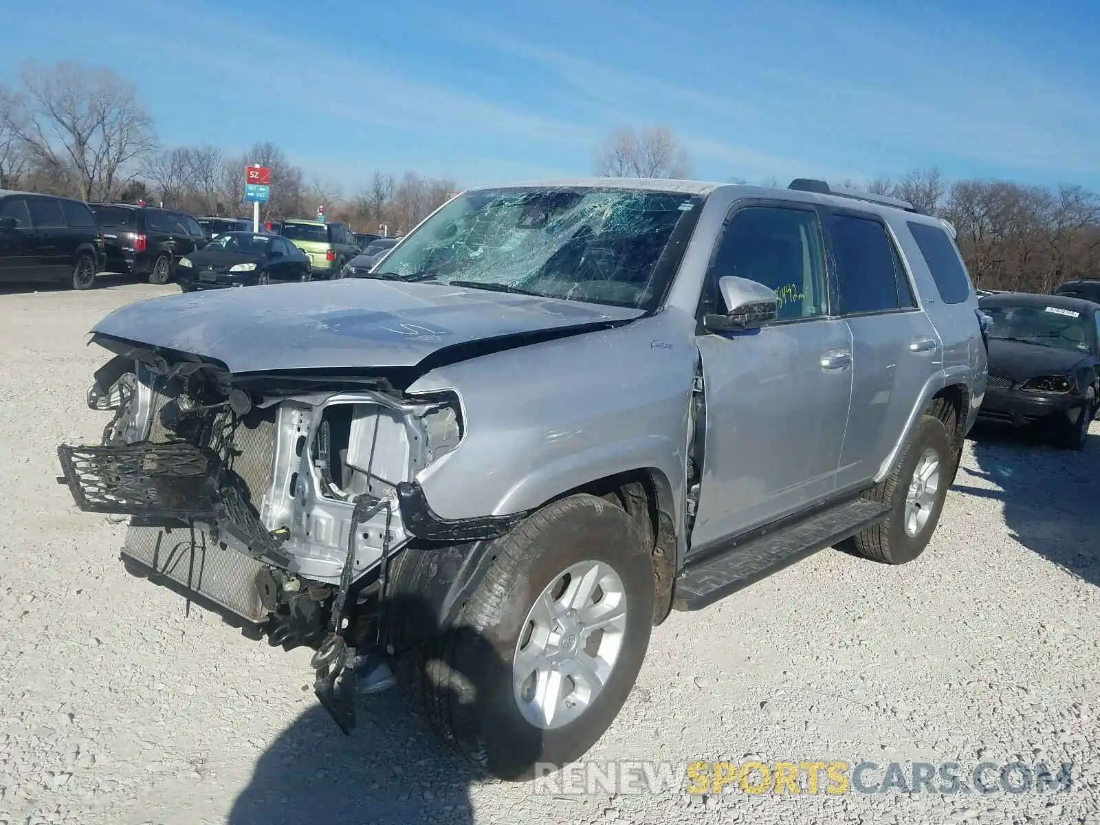 2 Photograph of a damaged car JTEBU5JR0L5789213 TOYOTA 4RUNNER 2020