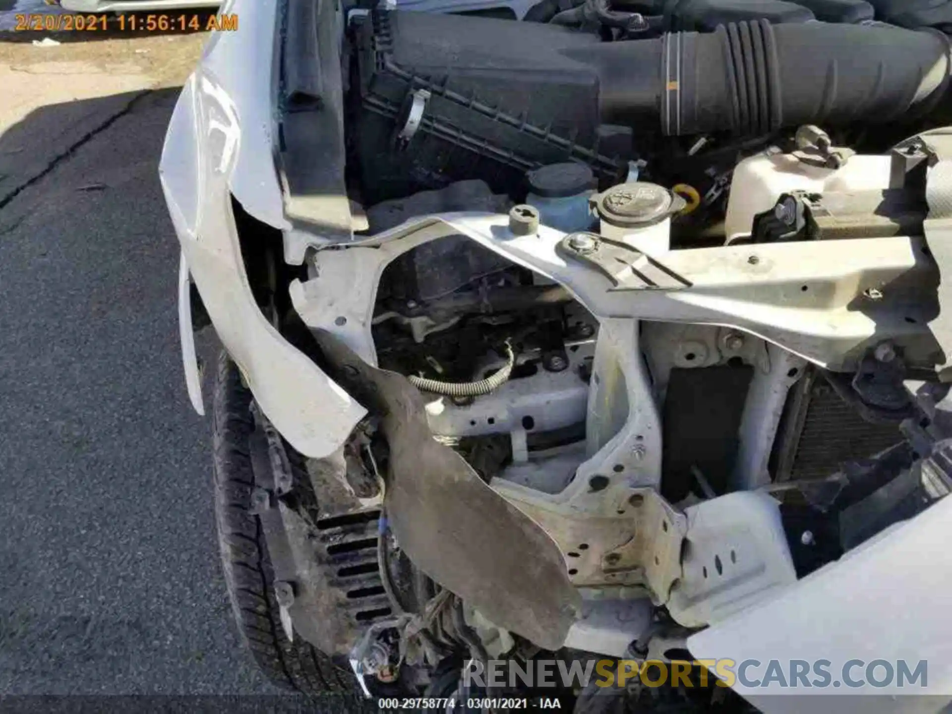 16 Photograph of a damaged car JTEBU5JR0L5789700 TOYOTA 4RUNNER 2020