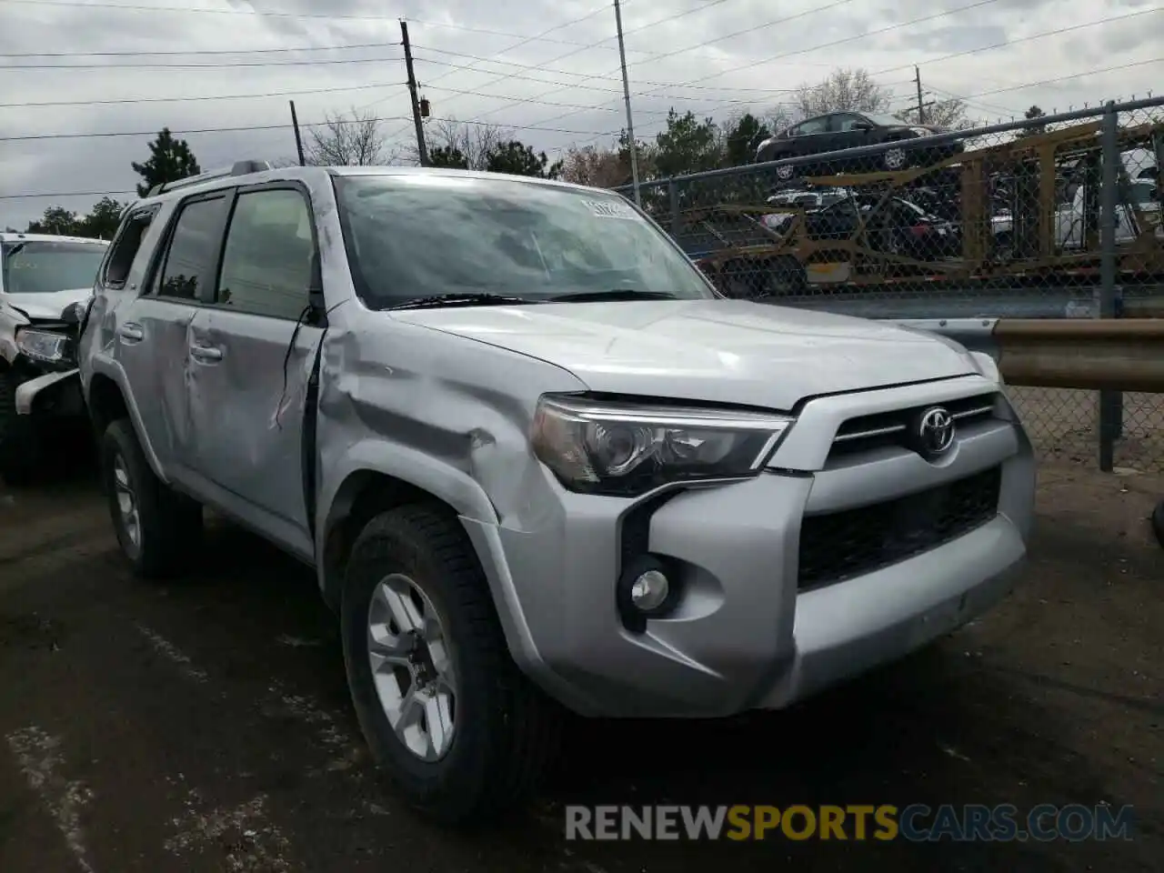 1 Фотография поврежденного автомобиля JTEBU5JR0L5790006 TOYOTA 4RUNNER 2020