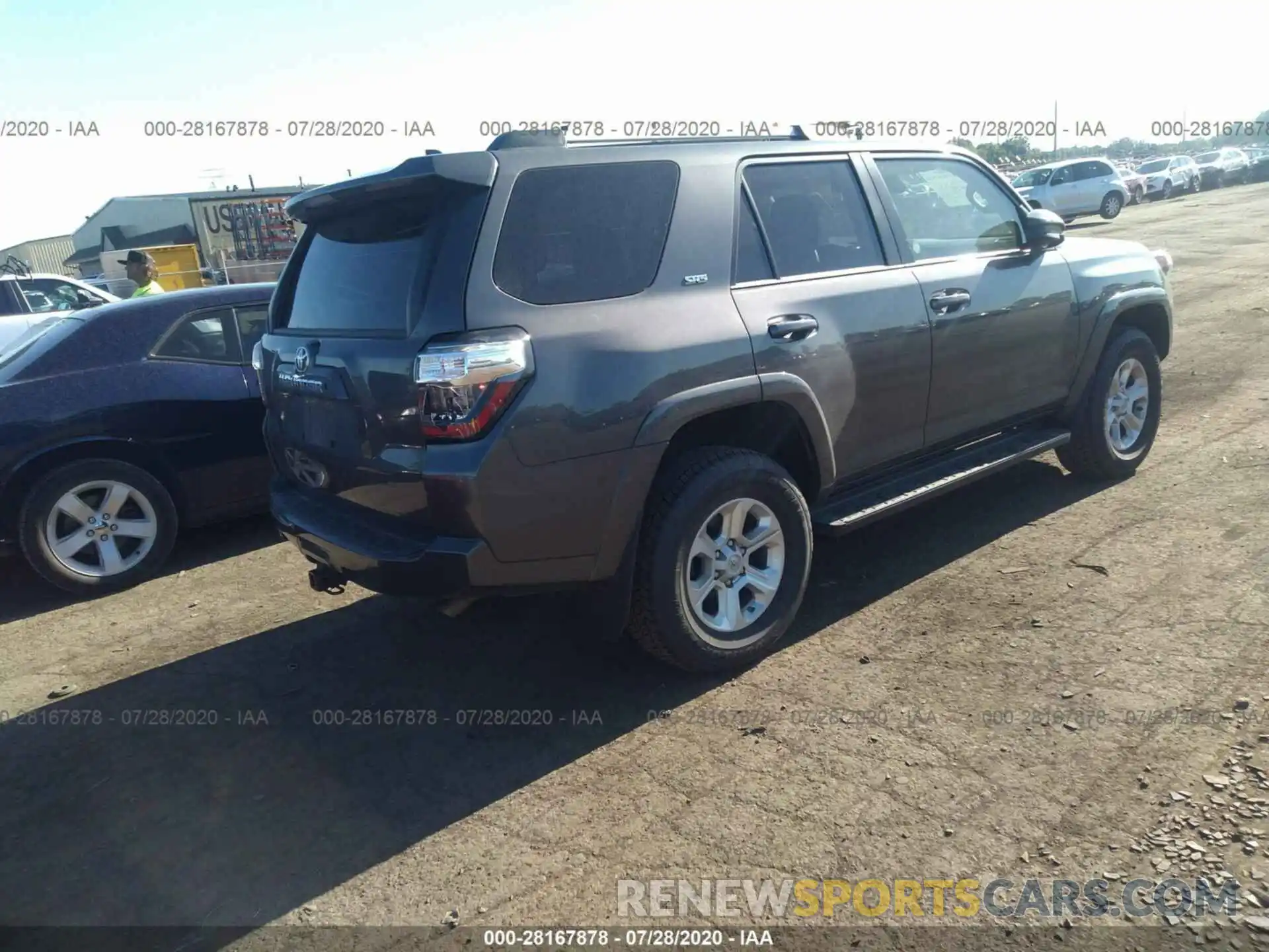 4 Фотография поврежденного автомобиля JTEBU5JR0L5790796 TOYOTA 4RUNNER 2020