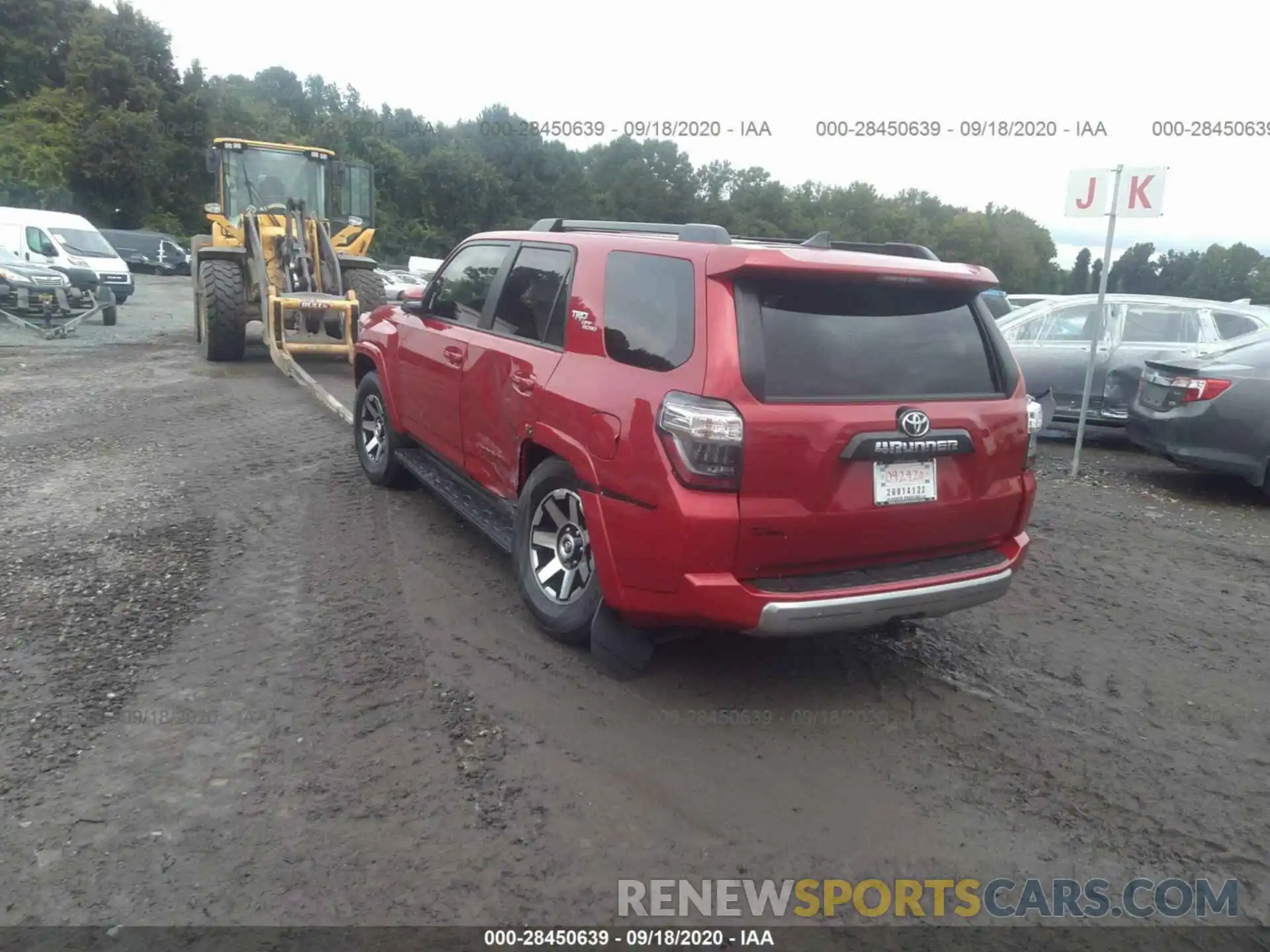 3 Photograph of a damaged car JTEBU5JR0L5800937 TOYOTA 4RUNNER 2020