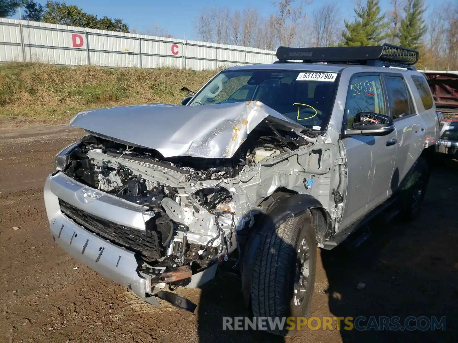 2 Photograph of a damaged car JTEBU5JR0L5804972 TOYOTA 4RUNNER 2020