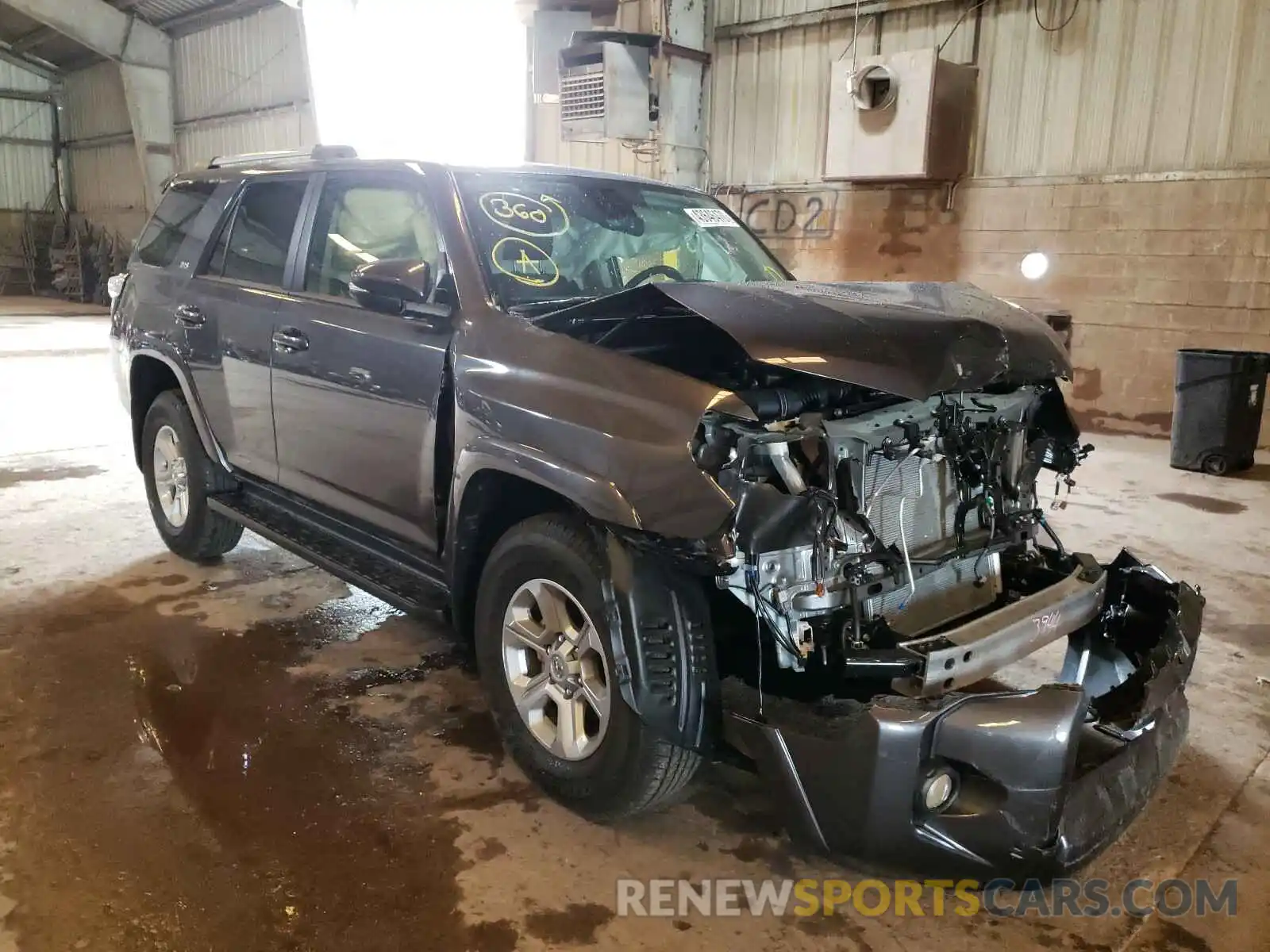 1 Photograph of a damaged car JTEBU5JR0L5807869 TOYOTA 4RUNNER 2020