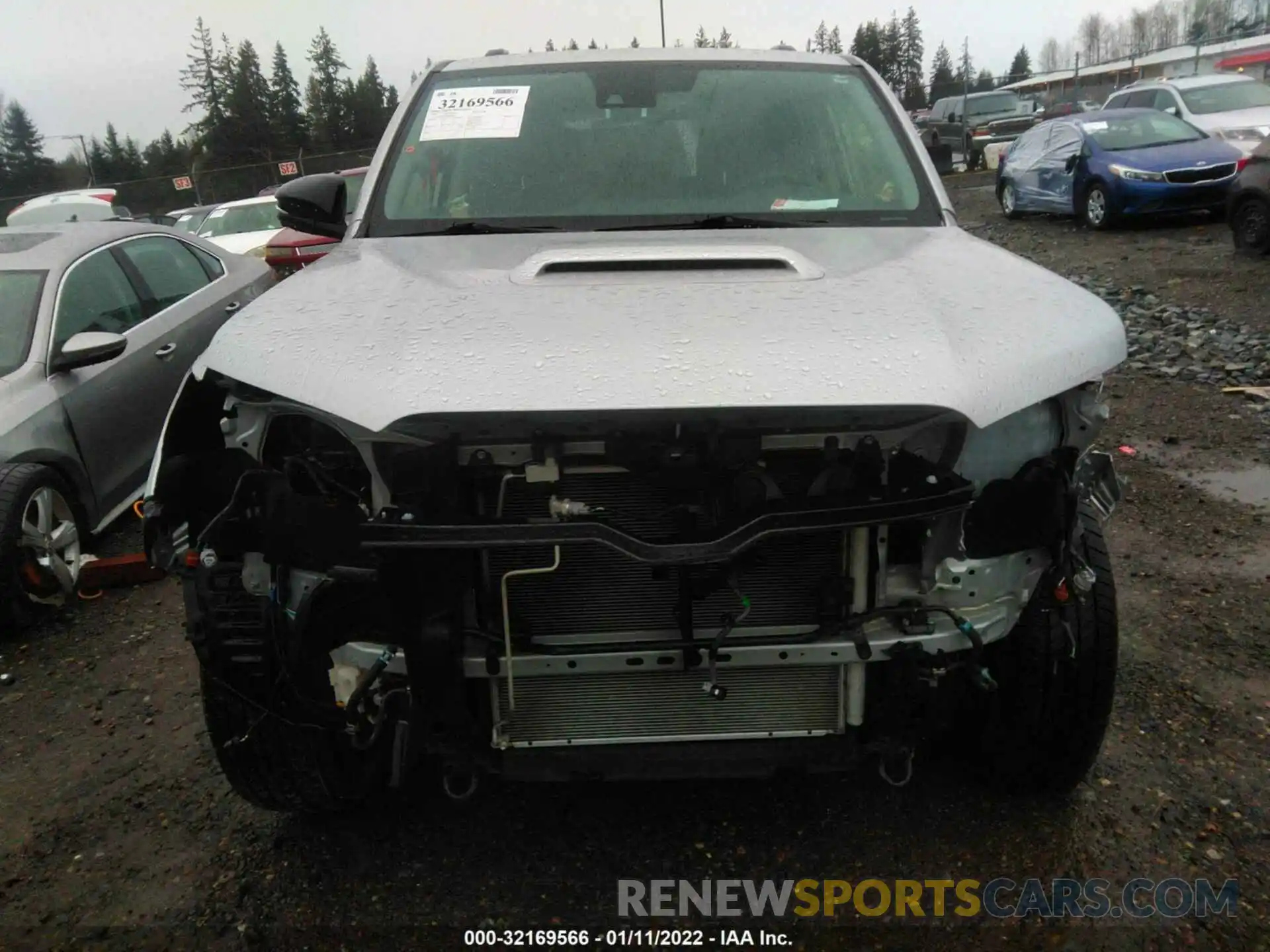 6 Photograph of a damaged car JTEBU5JR0L5820816 TOYOTA 4RUNNER 2020