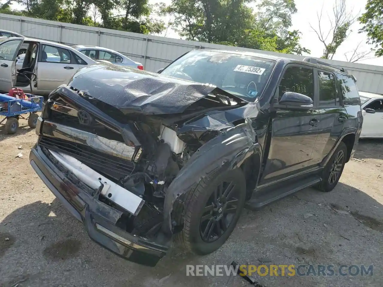 2 Photograph of a damaged car JTEBU5JR0L5831220 TOYOTA 4RUNNER 2020