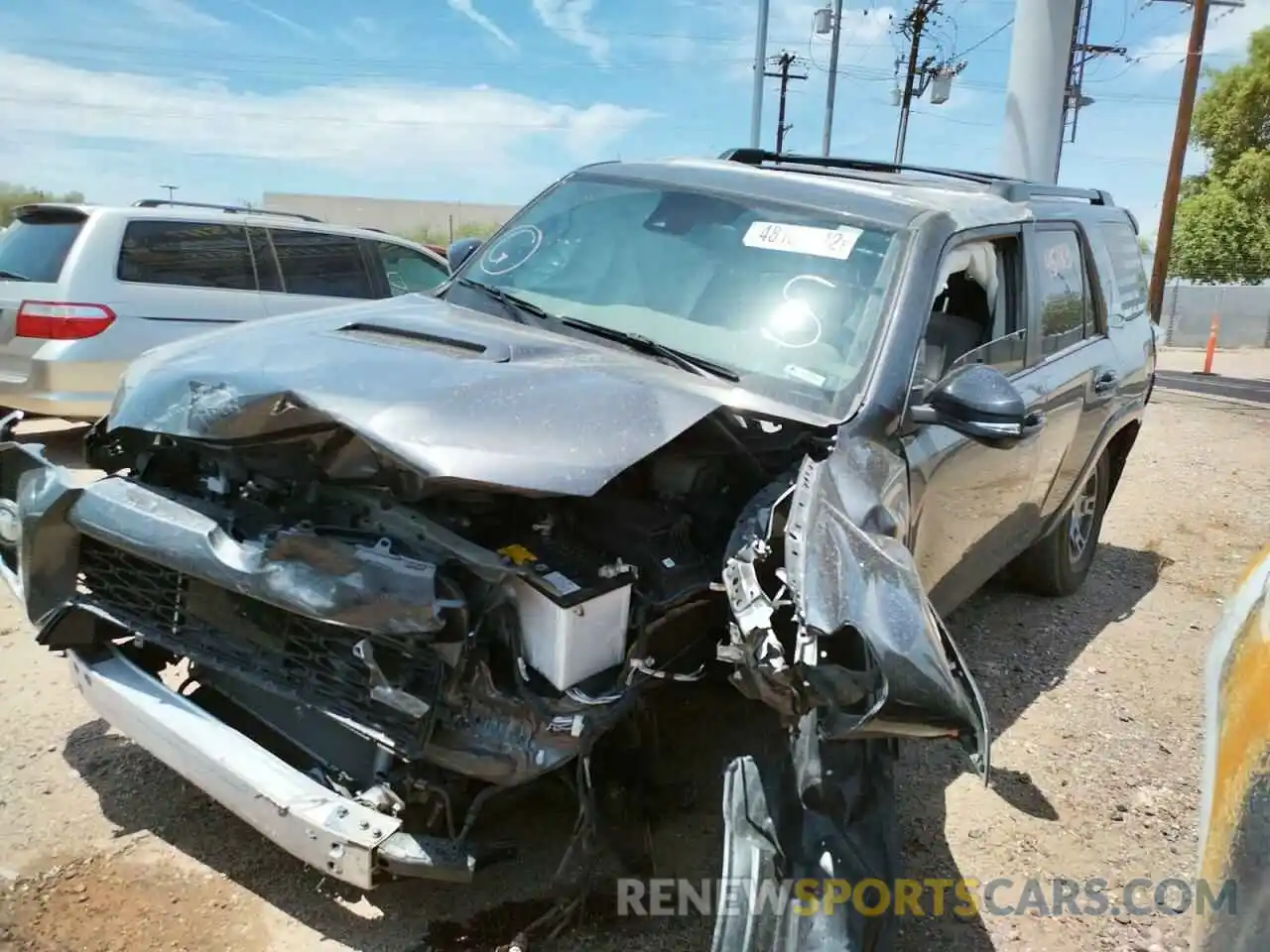 2 Photograph of a damaged car JTEBU5JR0L5835462 TOYOTA 4RUNNER 2020