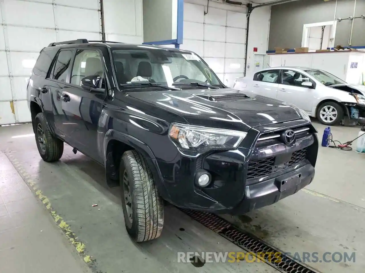 1 Photograph of a damaged car JTEBU5JR0L5835803 TOYOTA 4RUNNER 2020