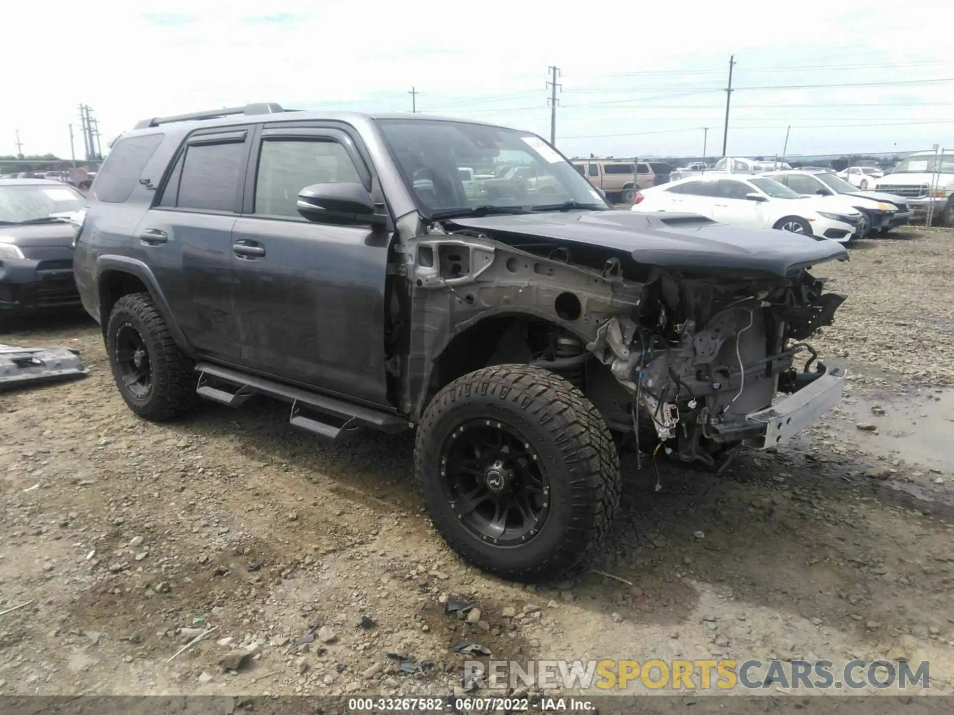 1 Photograph of a damaged car JTEBU5JR1L5744863 TOYOTA 4RUNNER 2020