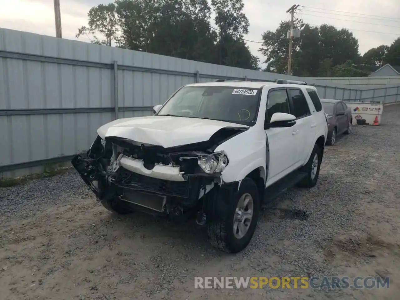 2 Photograph of a damaged car JTEBU5JR1L5750551 TOYOTA 4RUNNER 2020