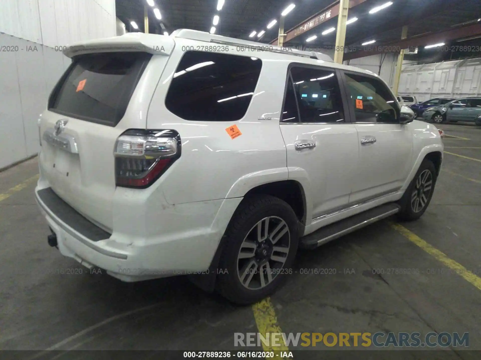 4 Фотография поврежденного автомобиля JTEBU5JR1L5754759 TOYOTA 4RUNNER 2020