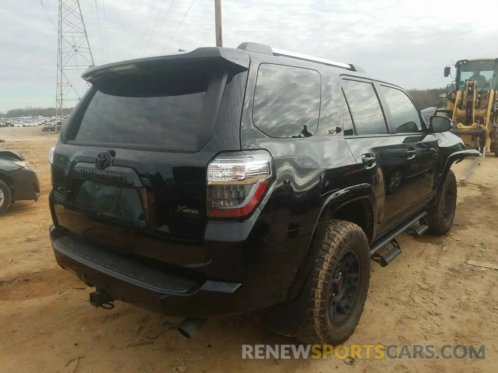 4 Photograph of a damaged car JTEBU5JR1L5757466 TOYOTA 4RUNNER 2020