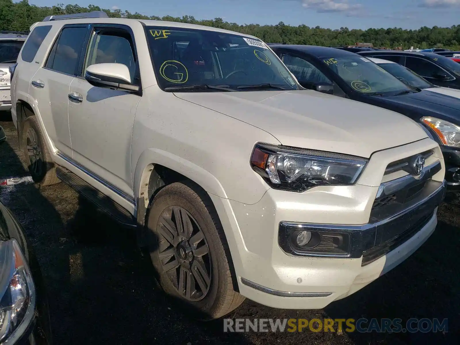 1 Фотография поврежденного автомобиля JTEBU5JR1L5757967 TOYOTA 4RUNNER 2020