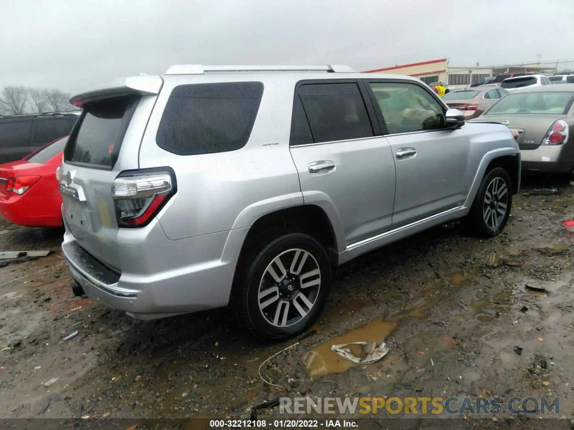 4 Фотография поврежденного автомобиля JTEBU5JR1L5761324 TOYOTA 4RUNNER 2020