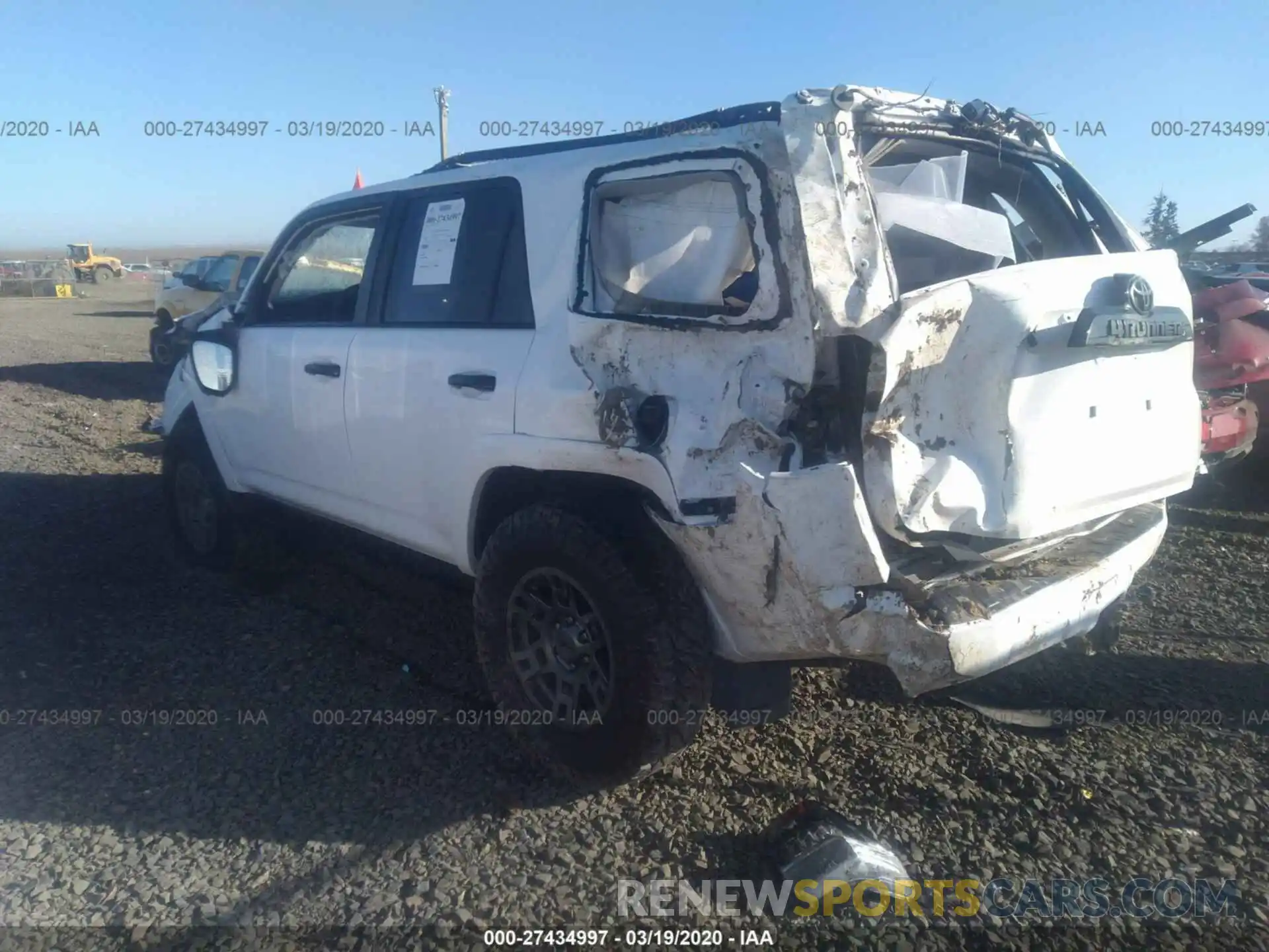 3 Photograph of a damaged car JTEBU5JR1L5767950 TOYOTA 4RUNNER 2020