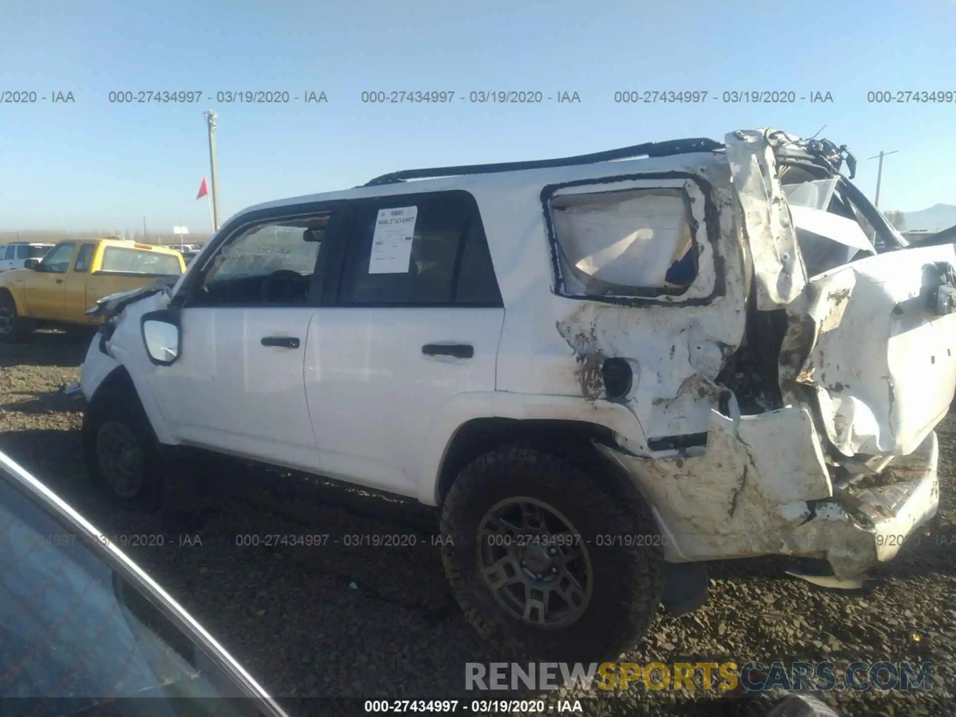 6 Фотография поврежденного автомобиля JTEBU5JR1L5767950 TOYOTA 4RUNNER 2020