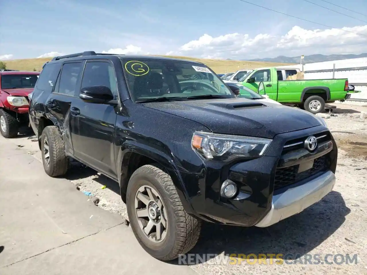 1 Photograph of a damaged car JTEBU5JR1L5774235 TOYOTA 4RUNNER 2020