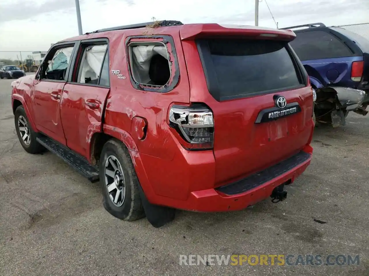 3 Фотография поврежденного автомобиля JTEBU5JR1L5781847 TOYOTA 4RUNNER 2020