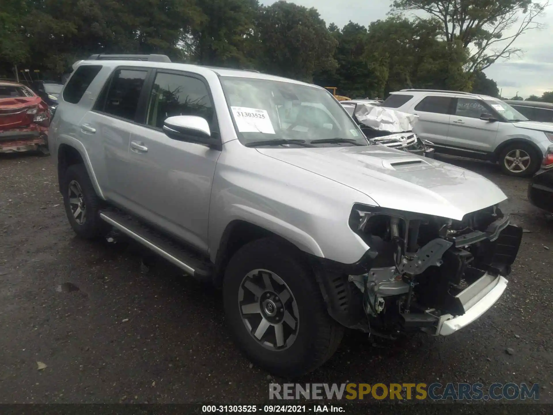 1 Photograph of a damaged car JTEBU5JR1L5782058 TOYOTA 4RUNNER 2020