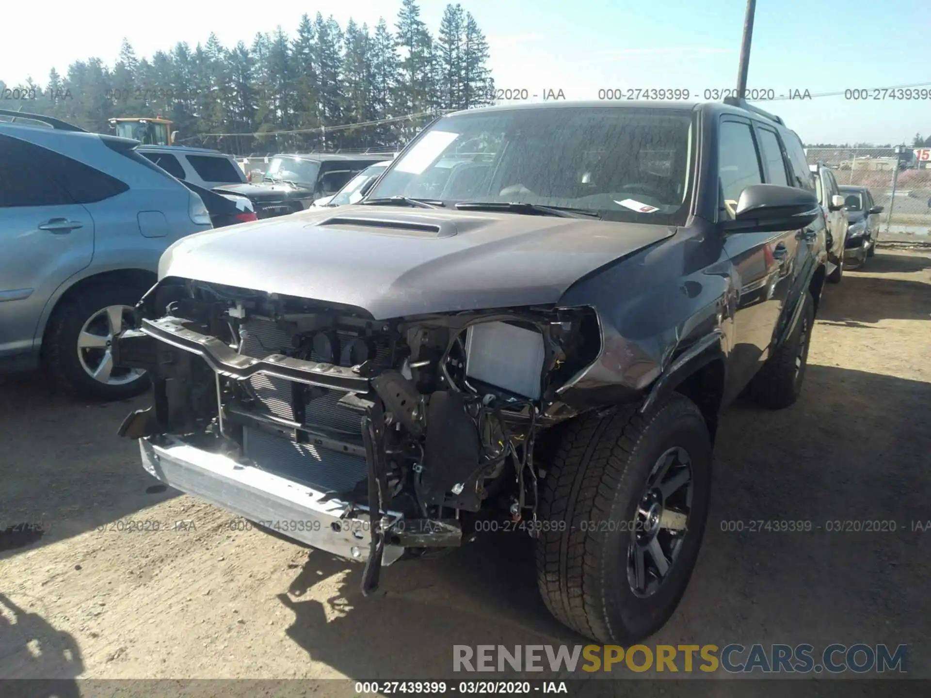 2 Photograph of a damaged car JTEBU5JR1L5782500 TOYOTA 4RUNNER 2020