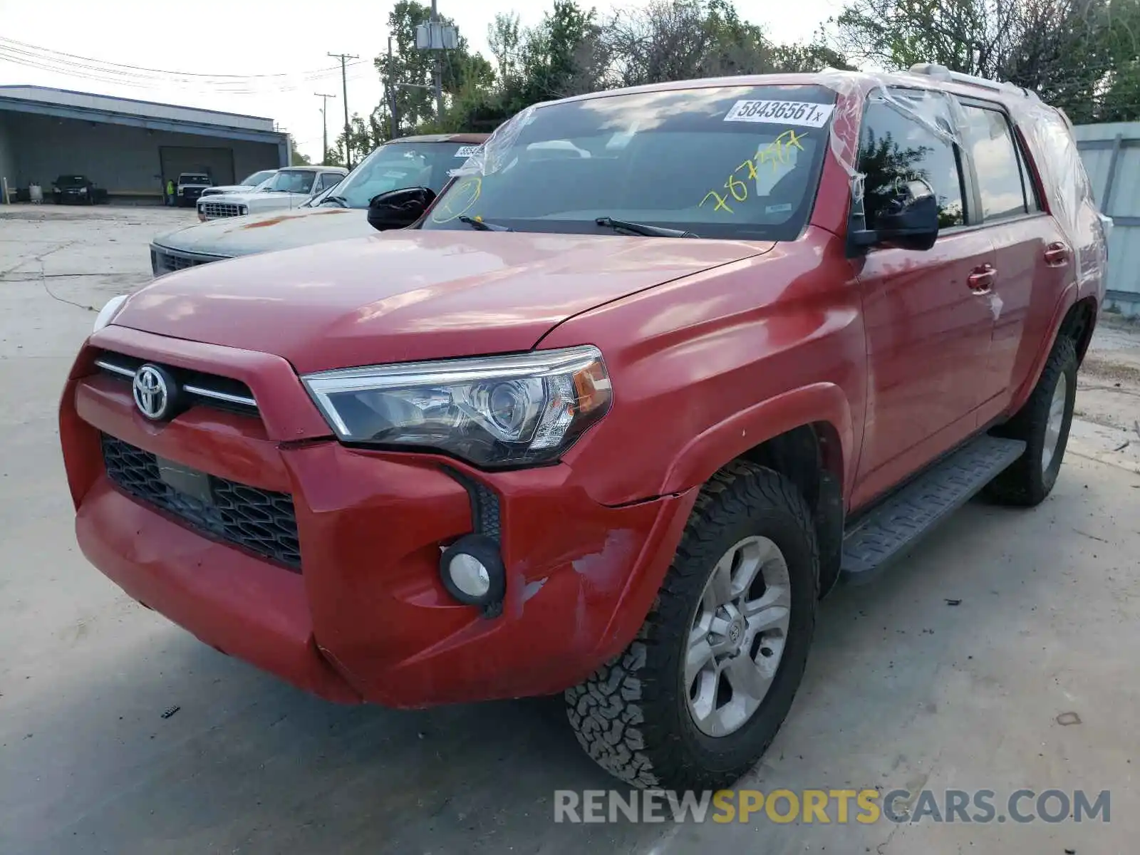 2 Photograph of a damaged car JTEBU5JR1L5787387 TOYOTA 4RUNNER 2020