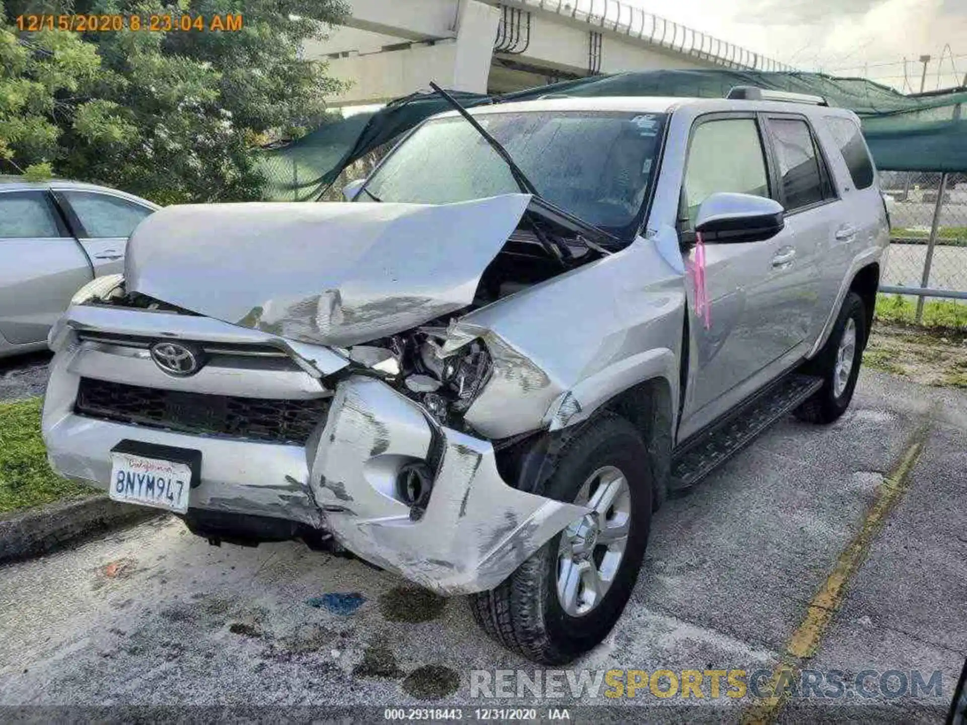 9 Фотография поврежденного автомобиля JTEBU5JR1L5788359 TOYOTA 4RUNNER 2020