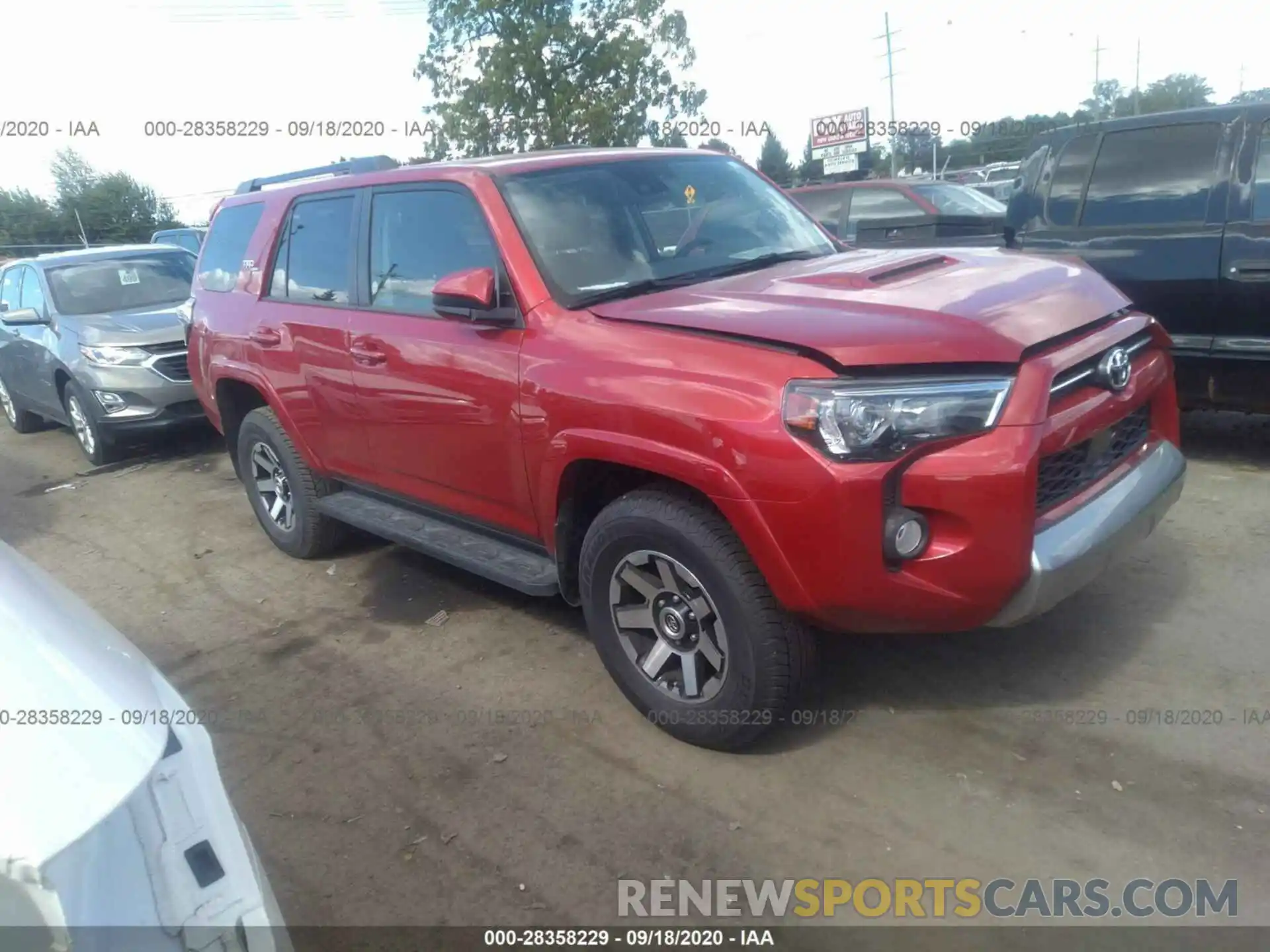 1 Photograph of a damaged car JTEBU5JR1L5789317 TOYOTA 4RUNNER 2020