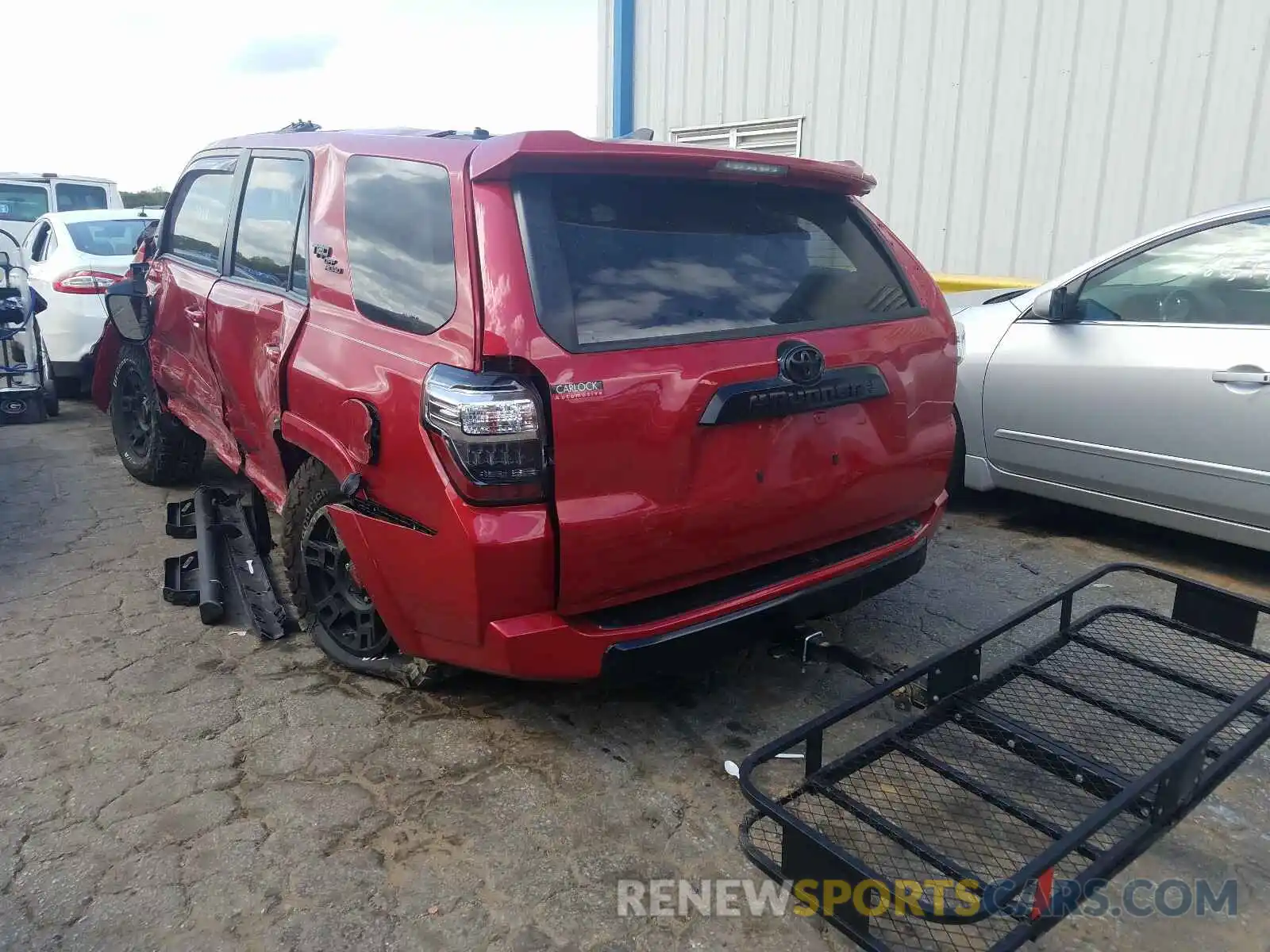 3 Photograph of a damaged car JTEBU5JR1L5790841 TOYOTA 4RUNNER 2020