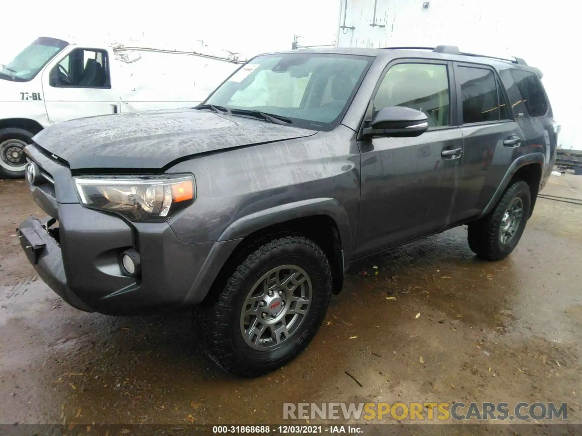 2 Фотография поврежденного автомобиля JTEBU5JR1L5791195 TOYOTA 4RUNNER 2020