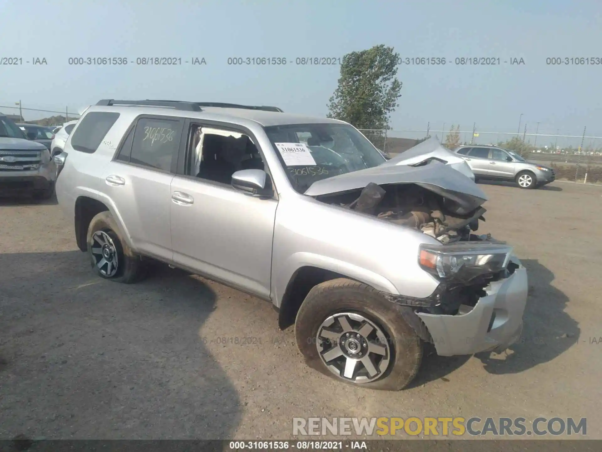 1 Photograph of a damaged car JTEBU5JR1L5792542 TOYOTA 4RUNNER 2020