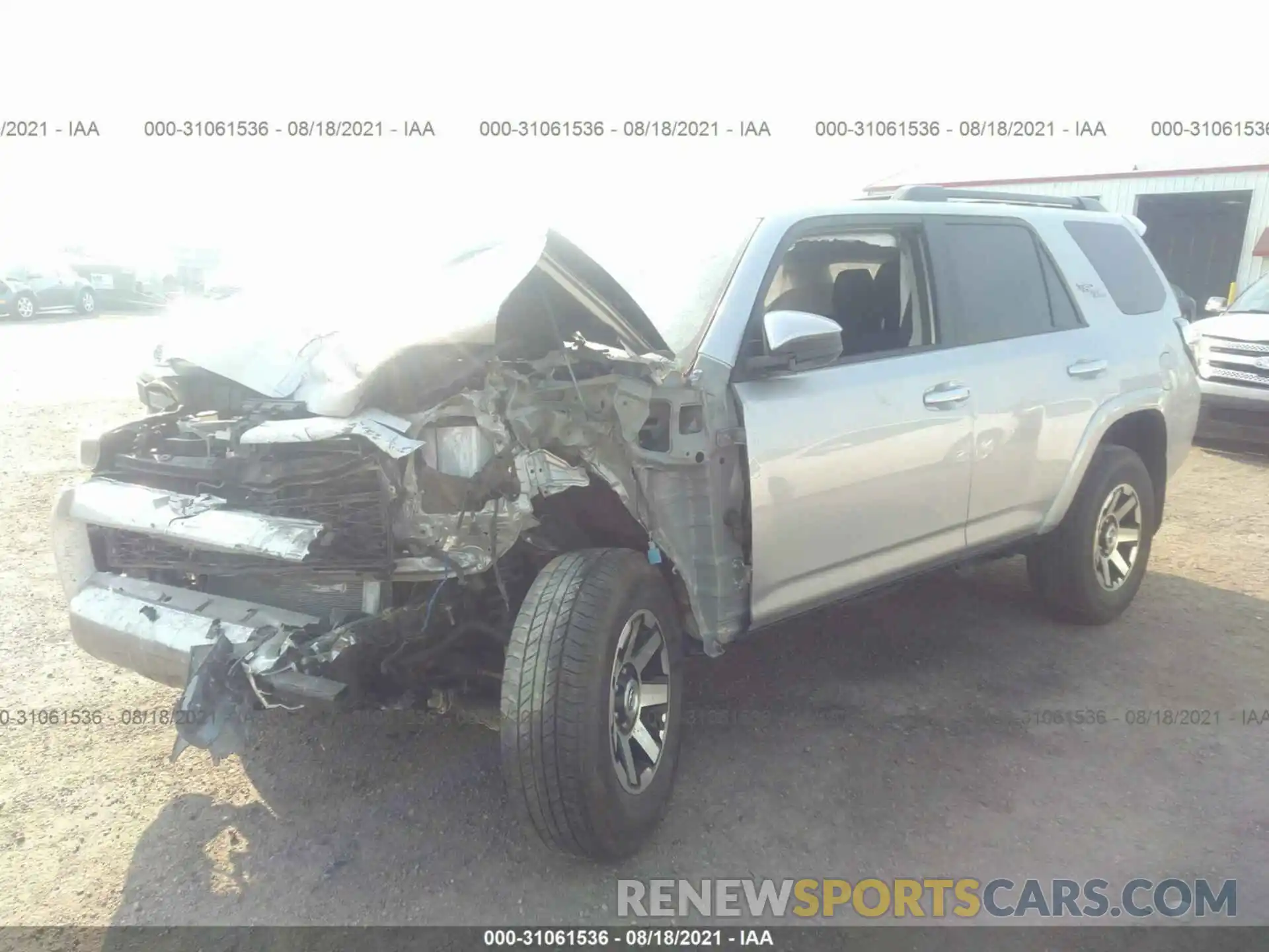 2 Photograph of a damaged car JTEBU5JR1L5792542 TOYOTA 4RUNNER 2020