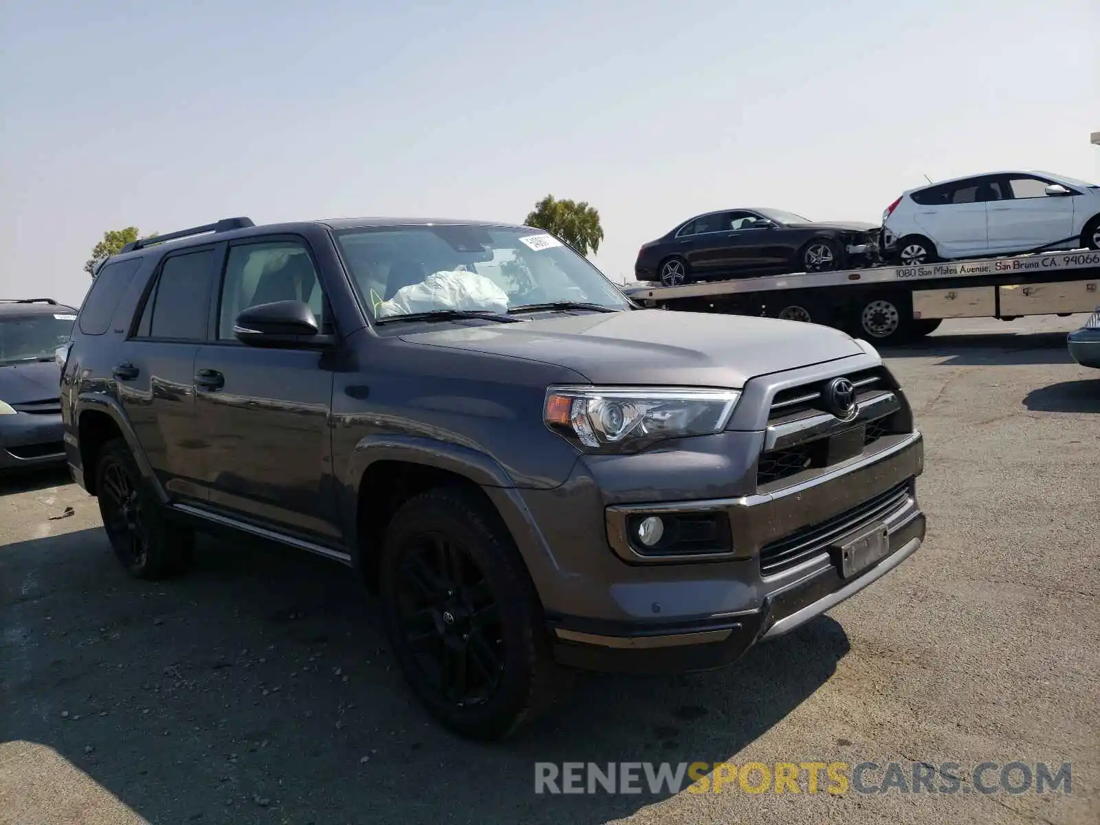 1 Photograph of a damaged car JTEBU5JR1L5799507 TOYOTA 4RUNNER 2020