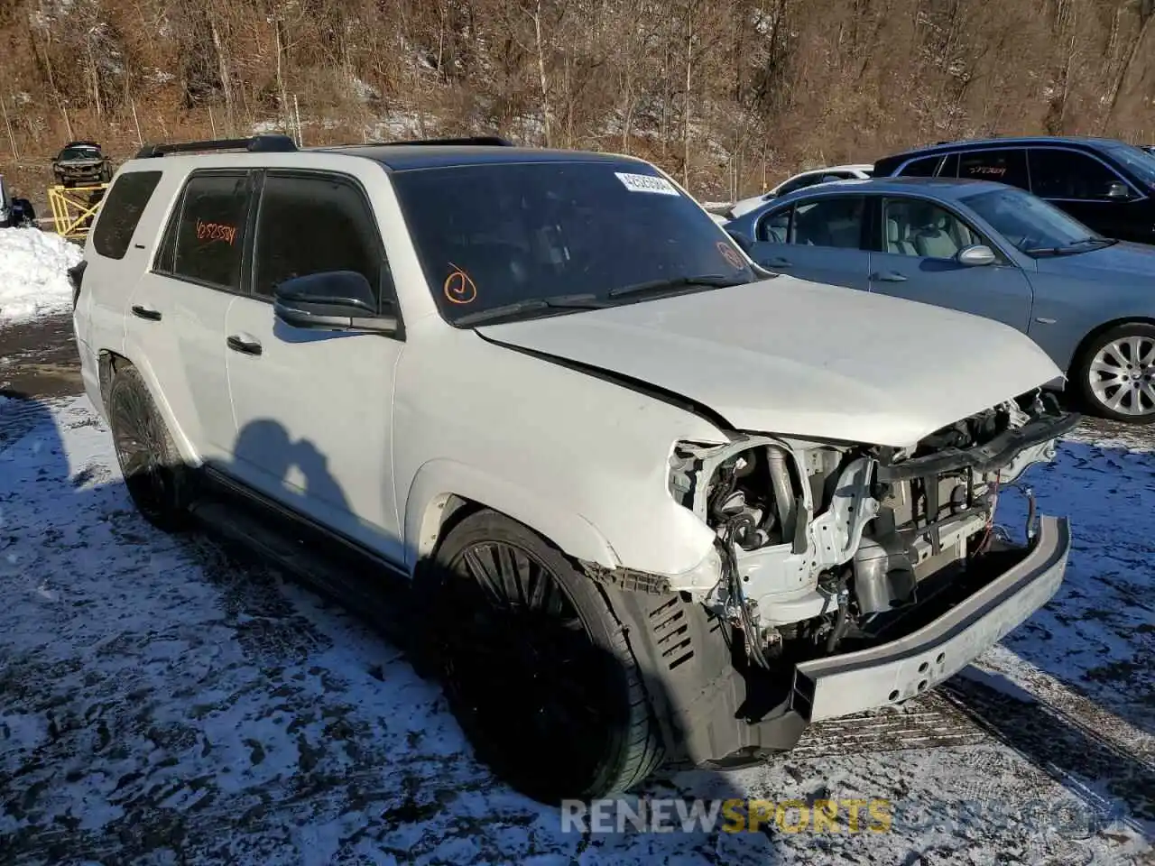 4 Photograph of a damaged car JTEBU5JR1L5804270 TOYOTA 4RUNNER 2020