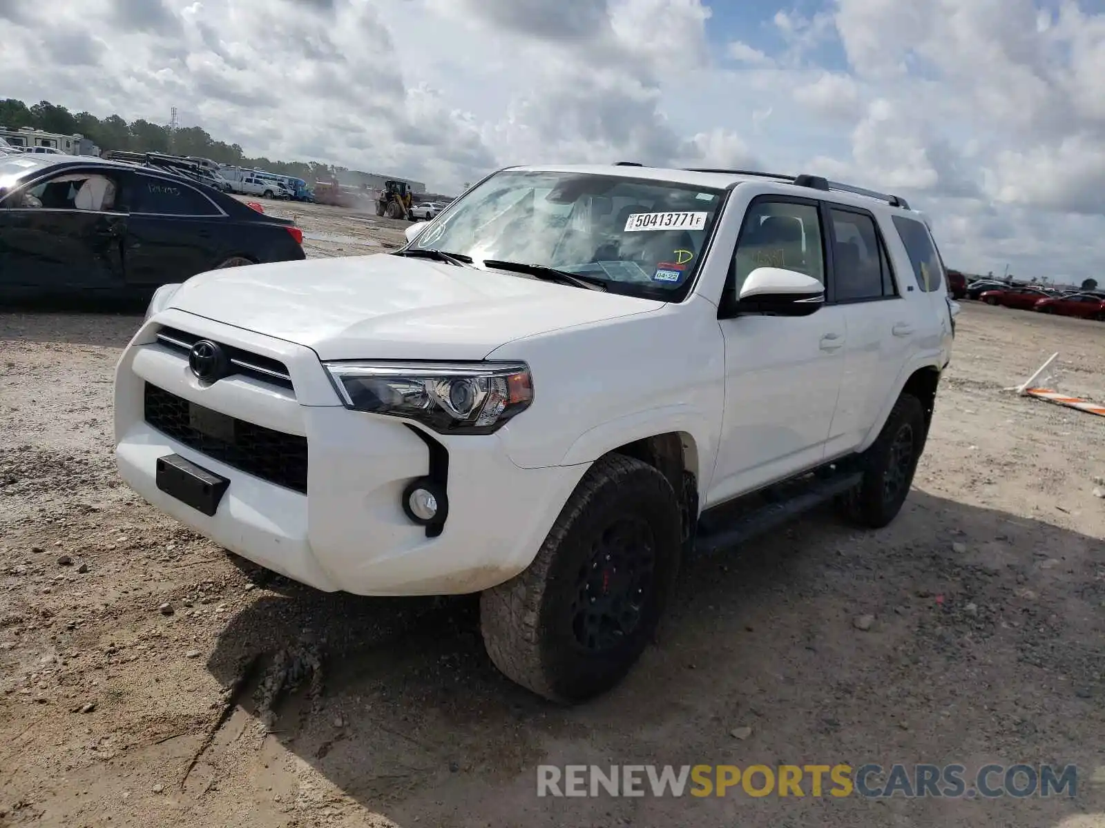 2 Photograph of a damaged car JTEBU5JR1L5807816 TOYOTA 4RUNNER 2020