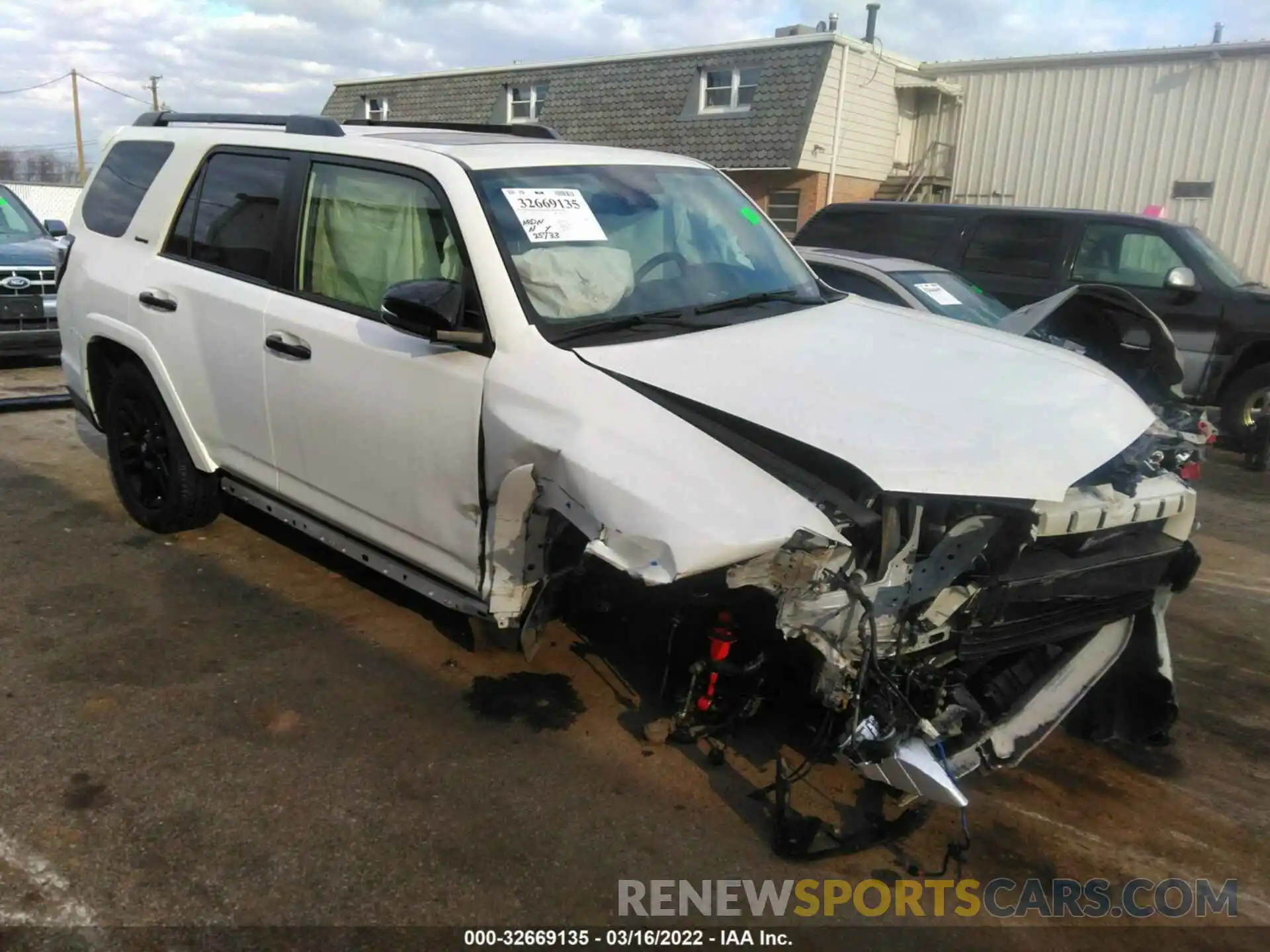 1 Photograph of a damaged car JTEBU5JR1L5810344 TOYOTA 4RUNNER 2020