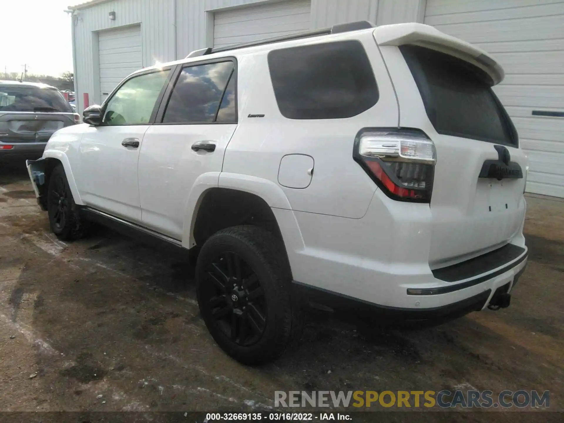 3 Фотография поврежденного автомобиля JTEBU5JR1L5810344 TOYOTA 4RUNNER 2020