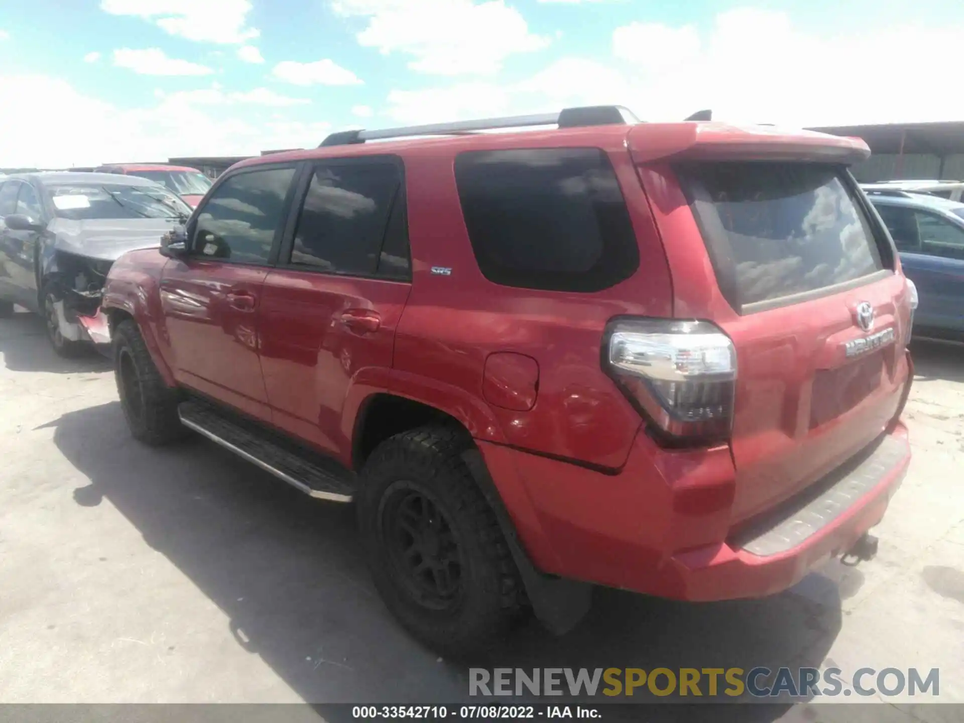 3 Фотография поврежденного автомобиля JTEBU5JR1L5812689 TOYOTA 4RUNNER 2020