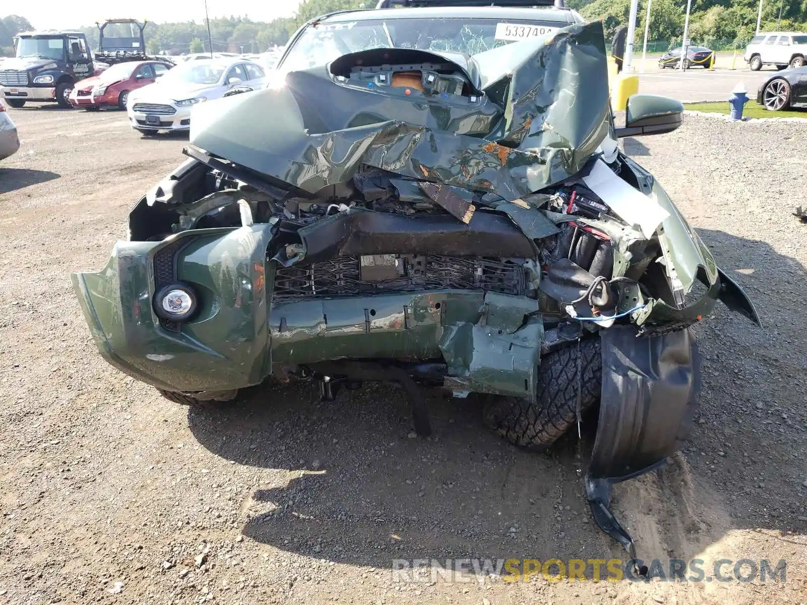 7 Photograph of a damaged car JTEBU5JR1L5812918 TOYOTA 4RUNNER 2020