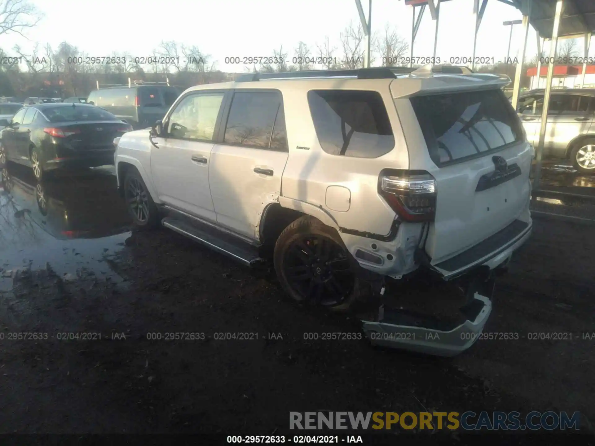 3 Photograph of a damaged car JTEBU5JR1L5814720 TOYOTA 4RUNNER 2020