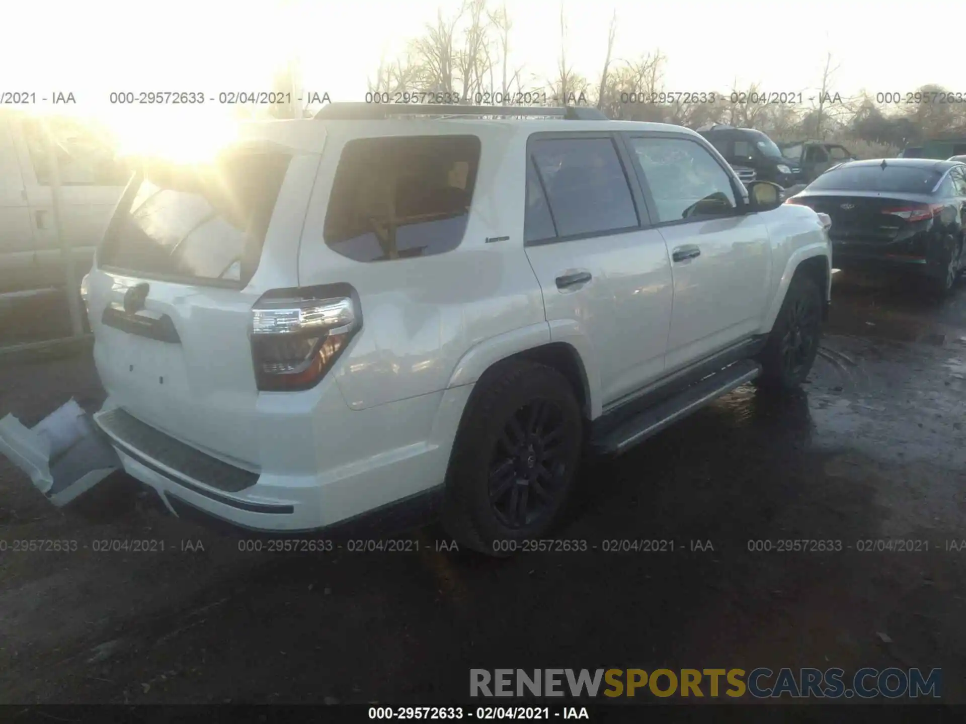 4 Фотография поврежденного автомобиля JTEBU5JR1L5814720 TOYOTA 4RUNNER 2020