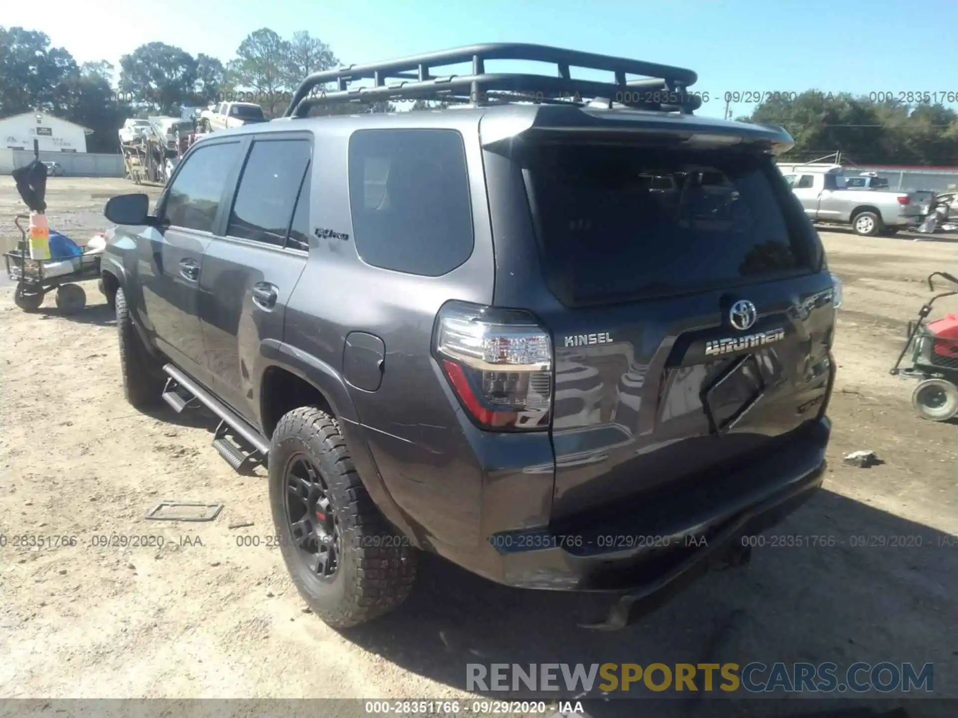 3 Photograph of a damaged car JTEBU5JR1L5816273 TOYOTA 4RUNNER 2020