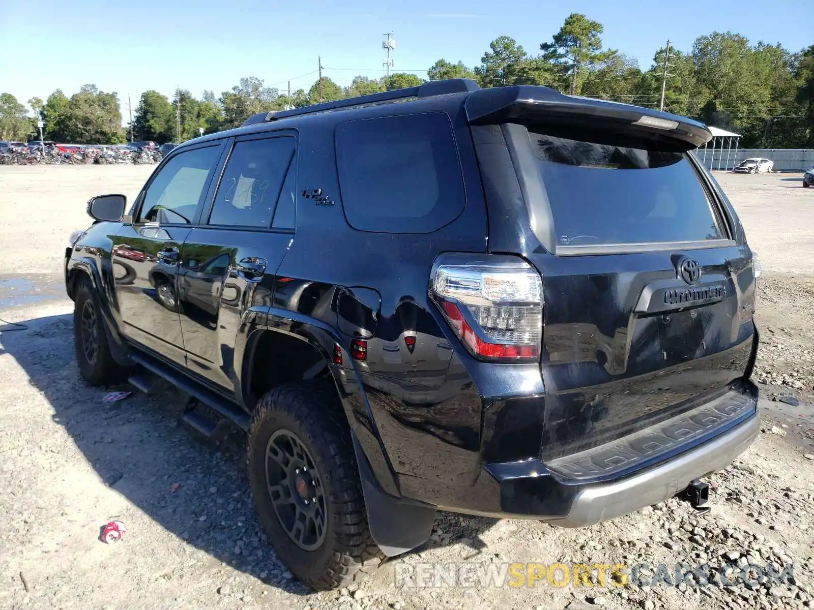 3 Photograph of a damaged car JTEBU5JR1L5818864 TOYOTA 4RUNNER 2020