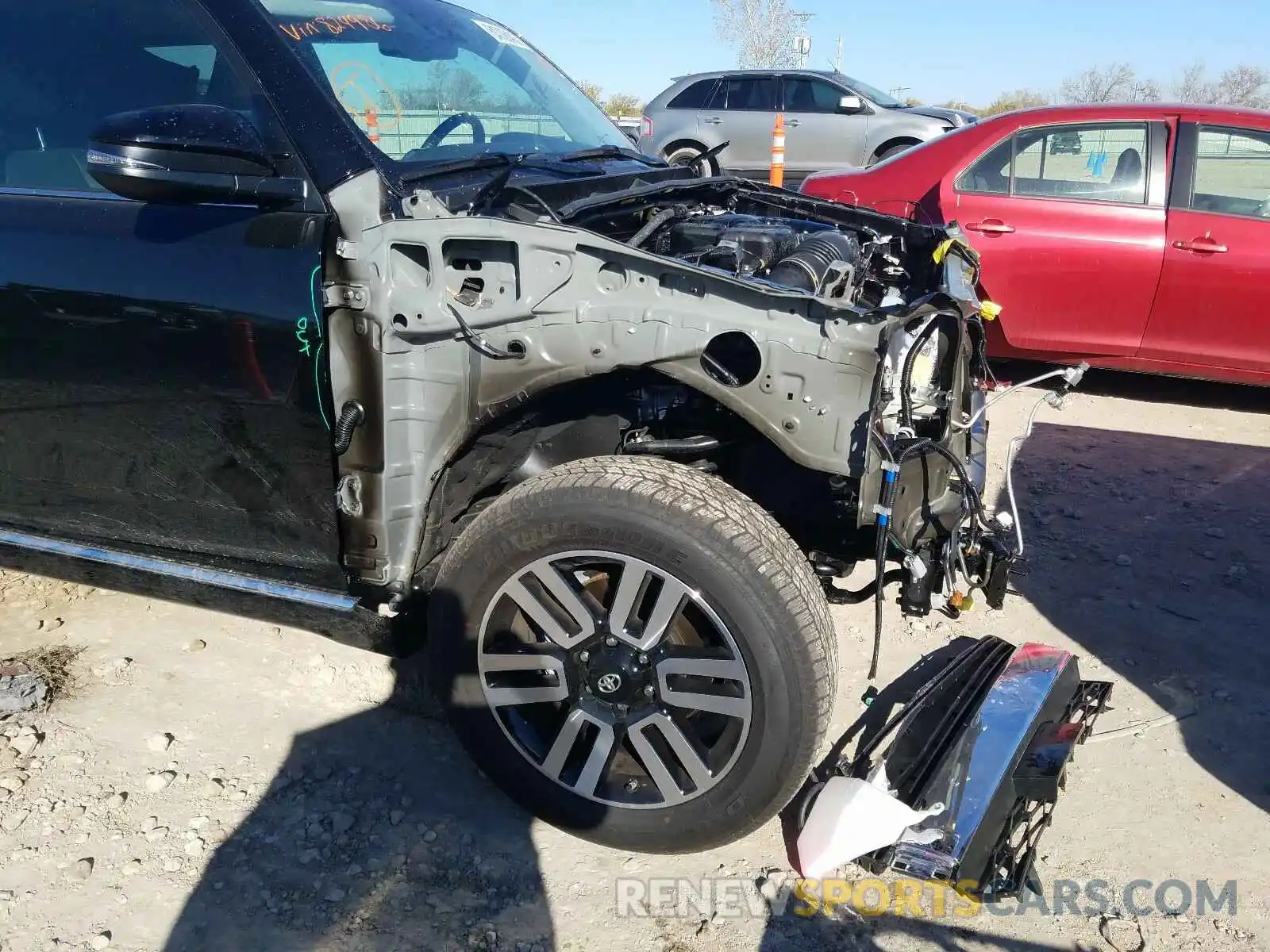 9 Photograph of a damaged car JTEBU5JR1L5824986 TOYOTA 4RUNNER 2020