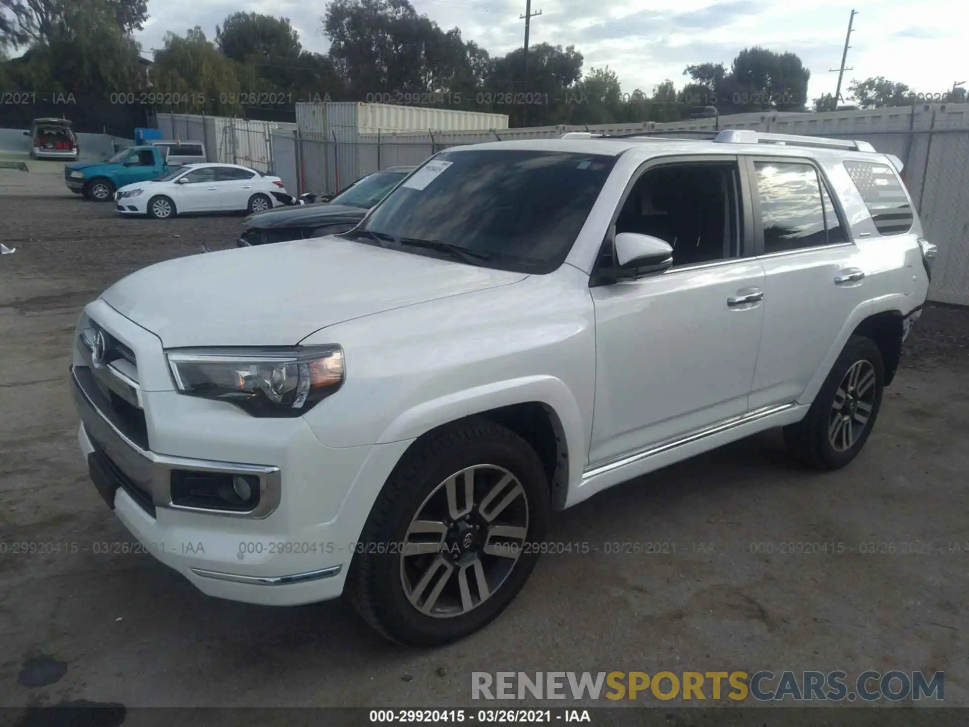 2 Фотография поврежденного автомобиля JTEBU5JR1L5827337 TOYOTA 4RUNNER 2020