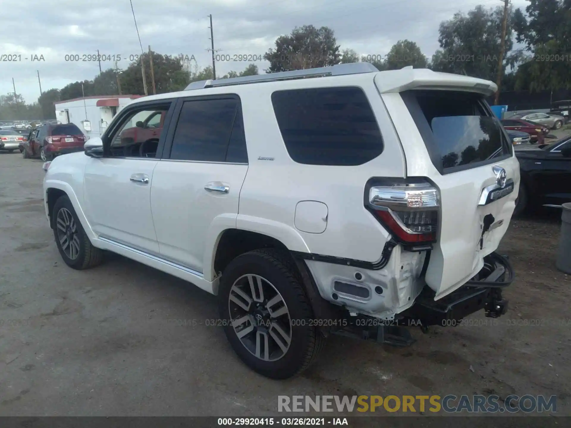 3 Photograph of a damaged car JTEBU5JR1L5827337 TOYOTA 4RUNNER 2020