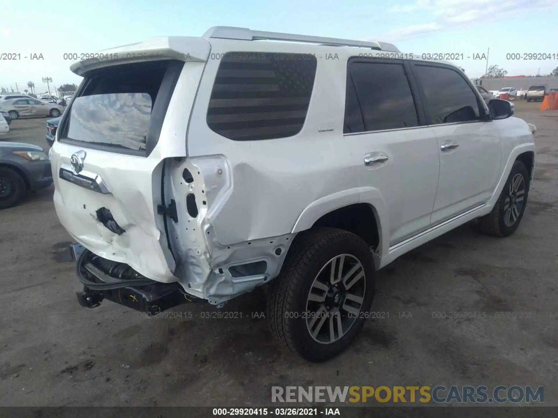 4 Фотография поврежденного автомобиля JTEBU5JR1L5827337 TOYOTA 4RUNNER 2020