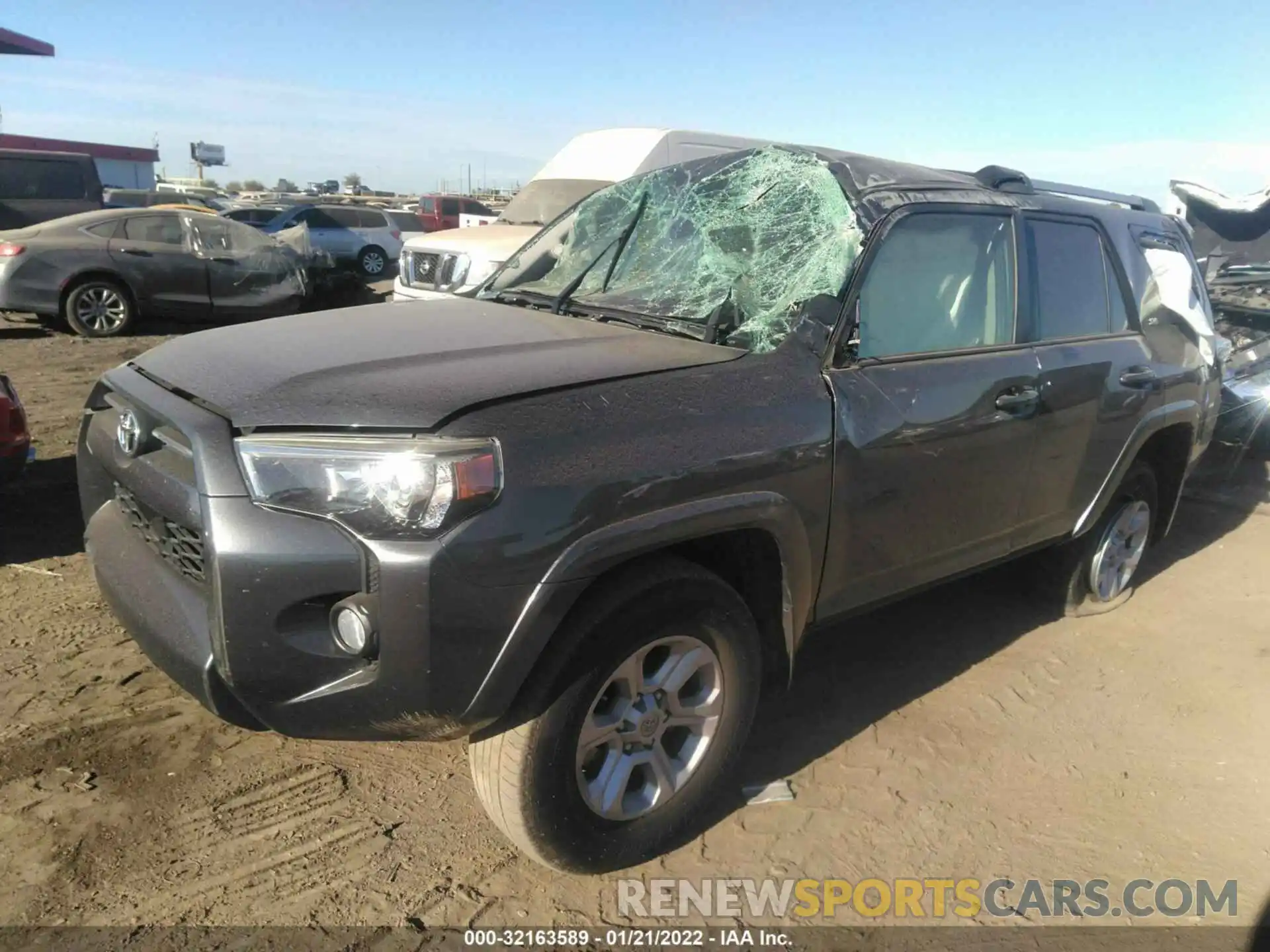 2 Photograph of a damaged car JTEBU5JR1L5831713 TOYOTA 4RUNNER 2020