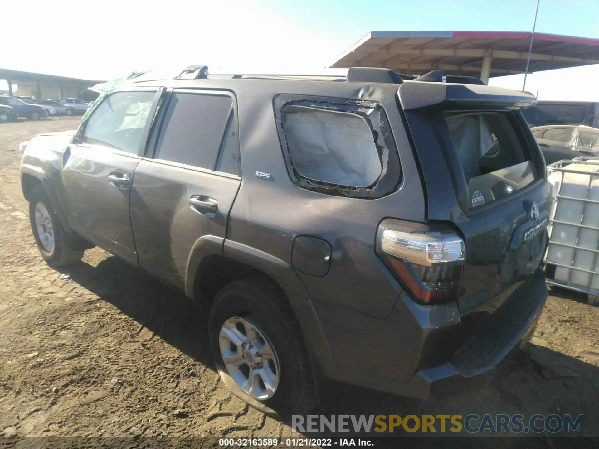 3 Фотография поврежденного автомобиля JTEBU5JR1L5831713 TOYOTA 4RUNNER 2020